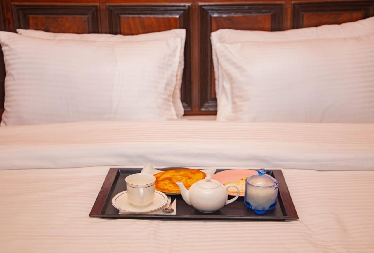 Elet Business Hotel Karachi Luaran gambar