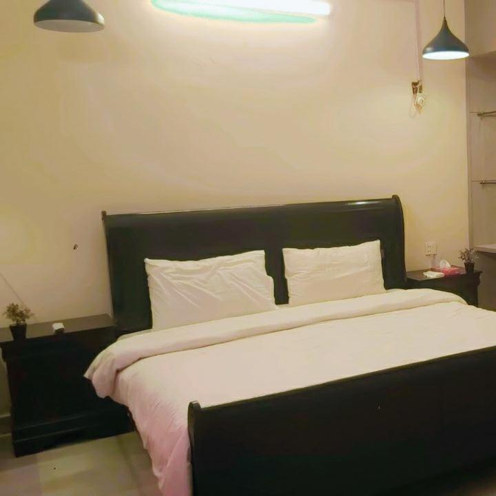 Elet Business Hotel Karachi Luaran gambar